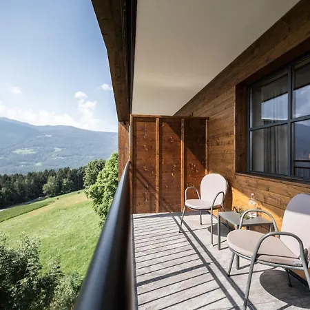 Entdecker Panorama Hotel 4*